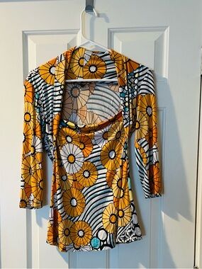 Vibrant Floral Women's Blouse brand Mesmerize